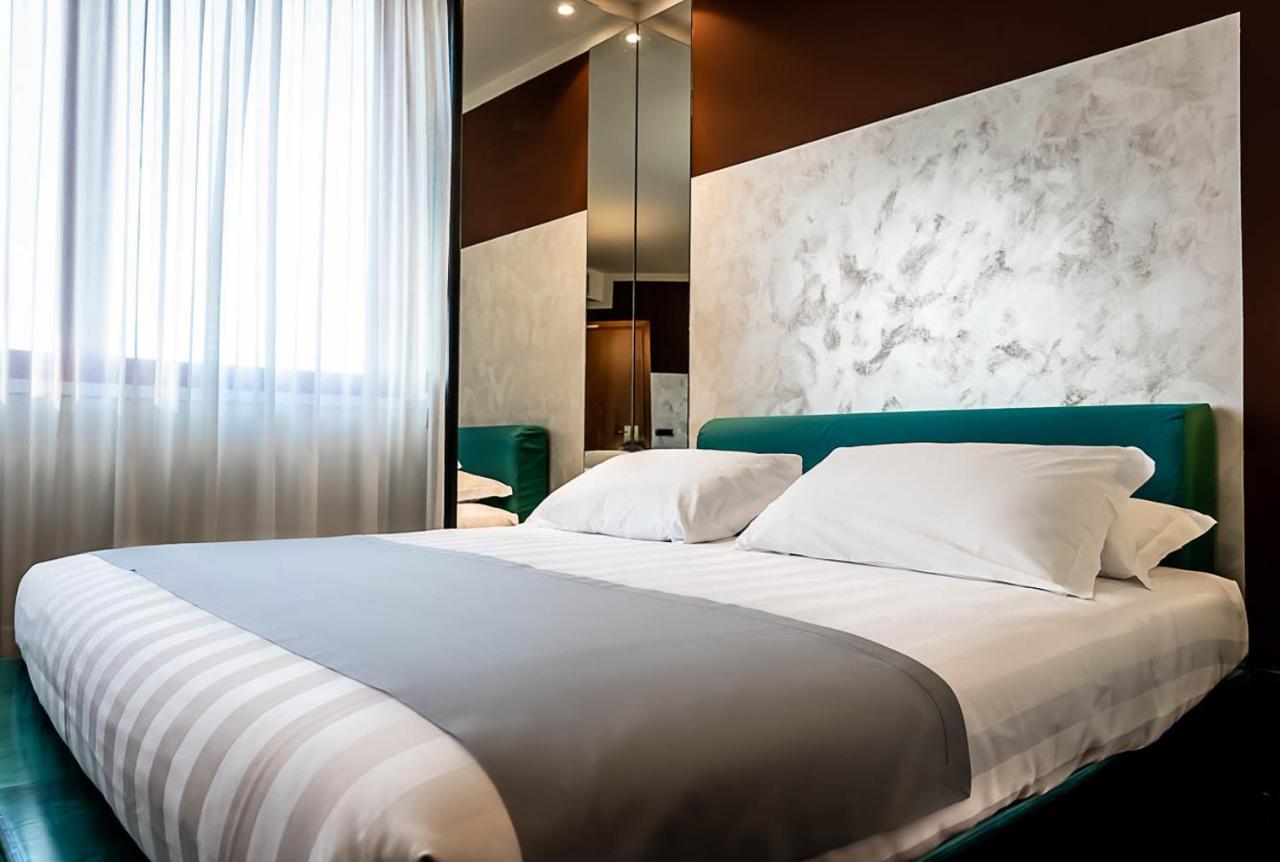 Business Hotel Casale Monferrato Exterior photo