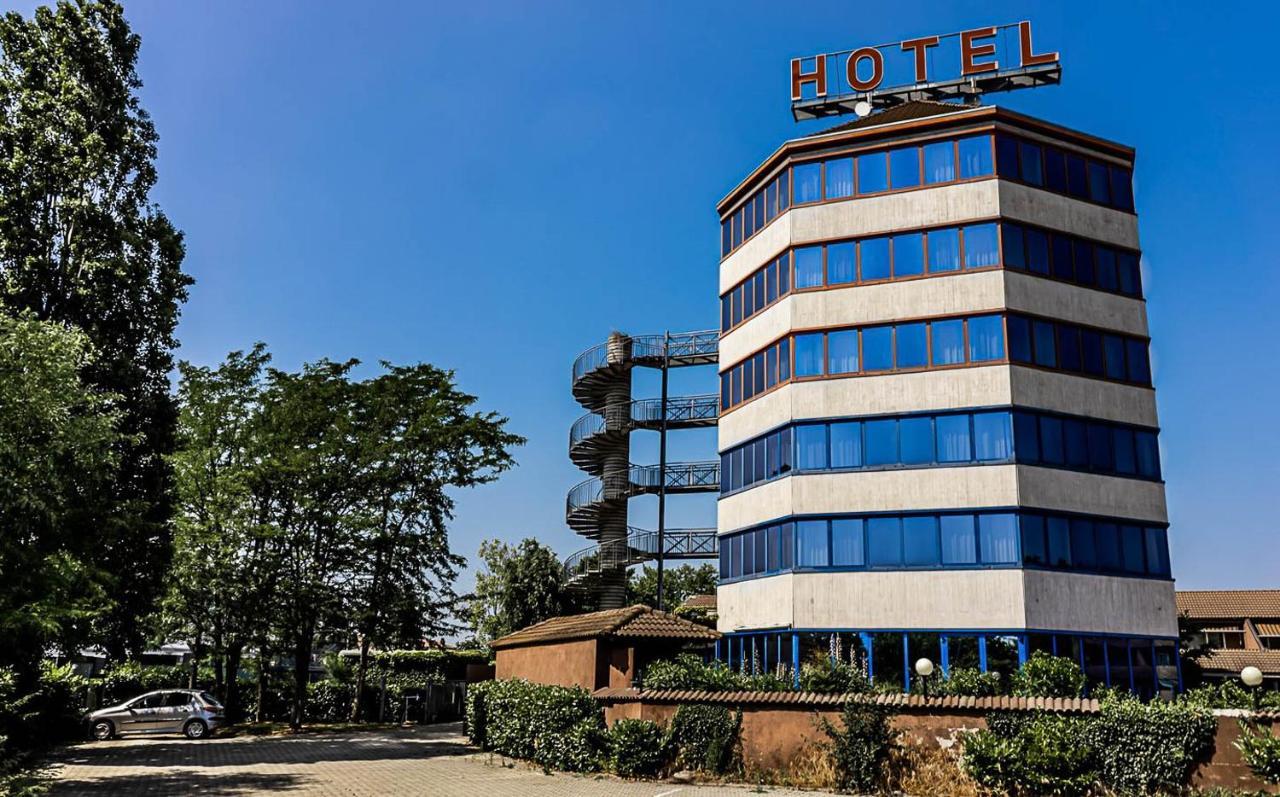 Business Hotel Casale Monferrato Exterior photo
